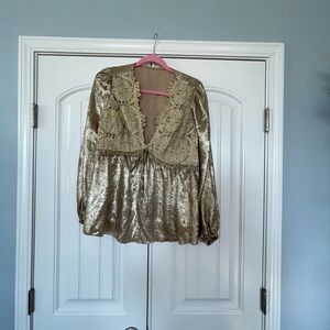 🆕SHEIN Gold Shimmer Blouse OXL/US 12